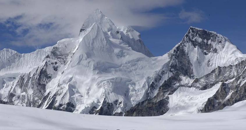 Cho Oyu Base Camp Trek