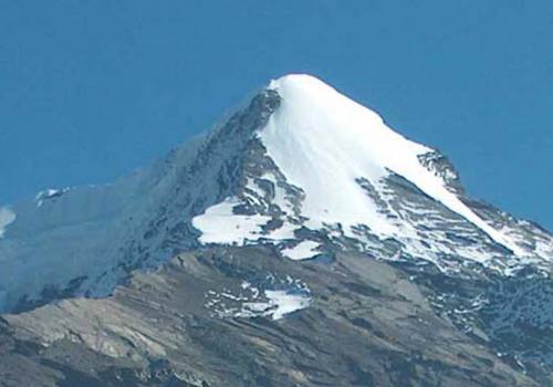 Pisang Peak Trek